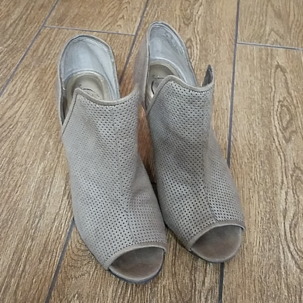 Life Stride simply comfort Size 6 Shoes